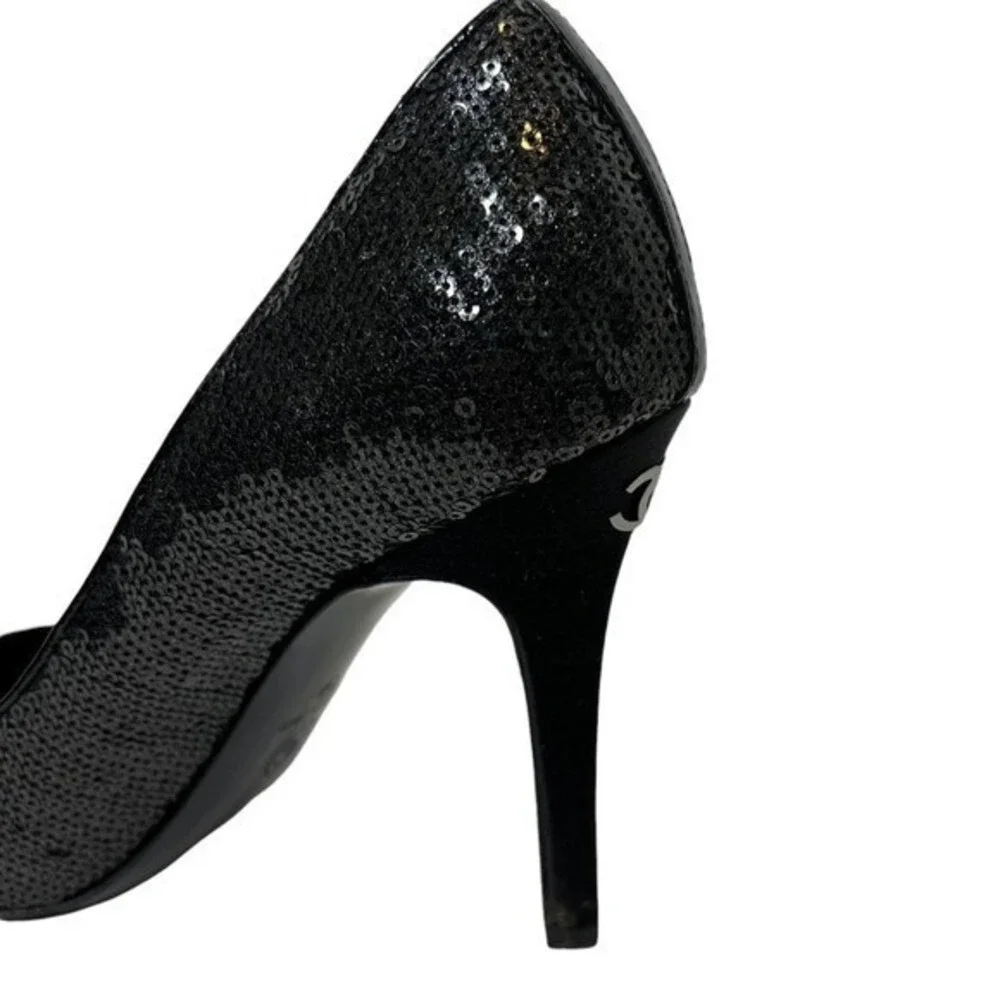 Chanel Pumps Women Black Sequin Round Toe CC Logo Stiletto Heels Made in‎ Italy